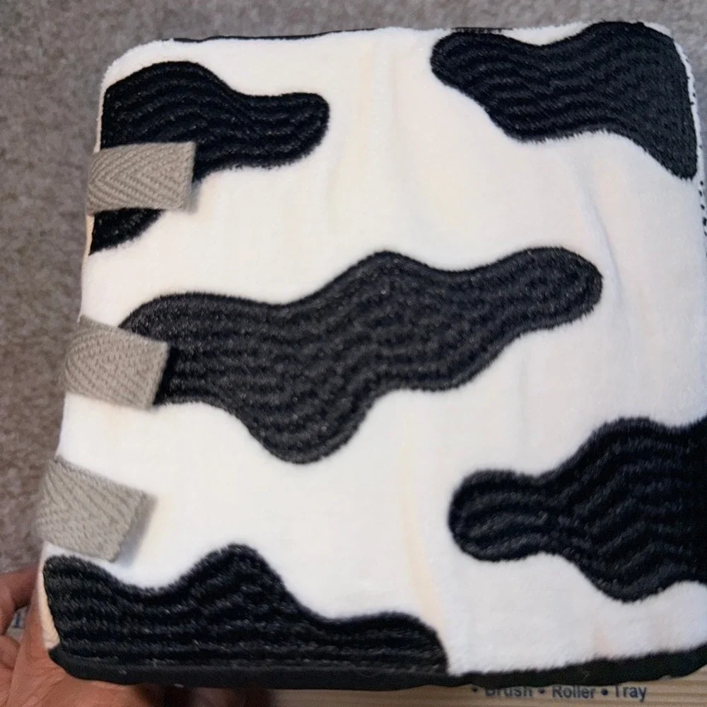 Wee Gallery Organic Cotton Sensory Activity Block High Contrast Woodland Animals